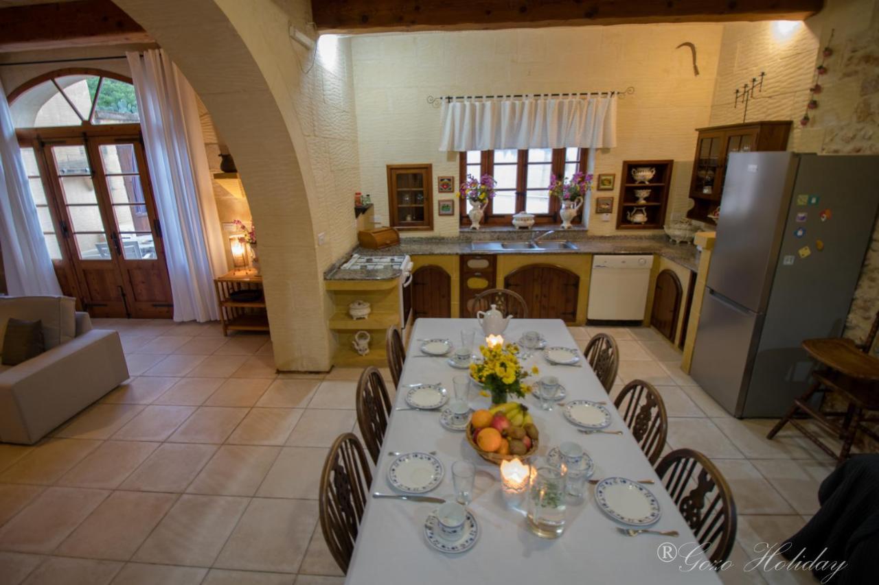Ta Lilly Xaghra Villa Luaran gambar