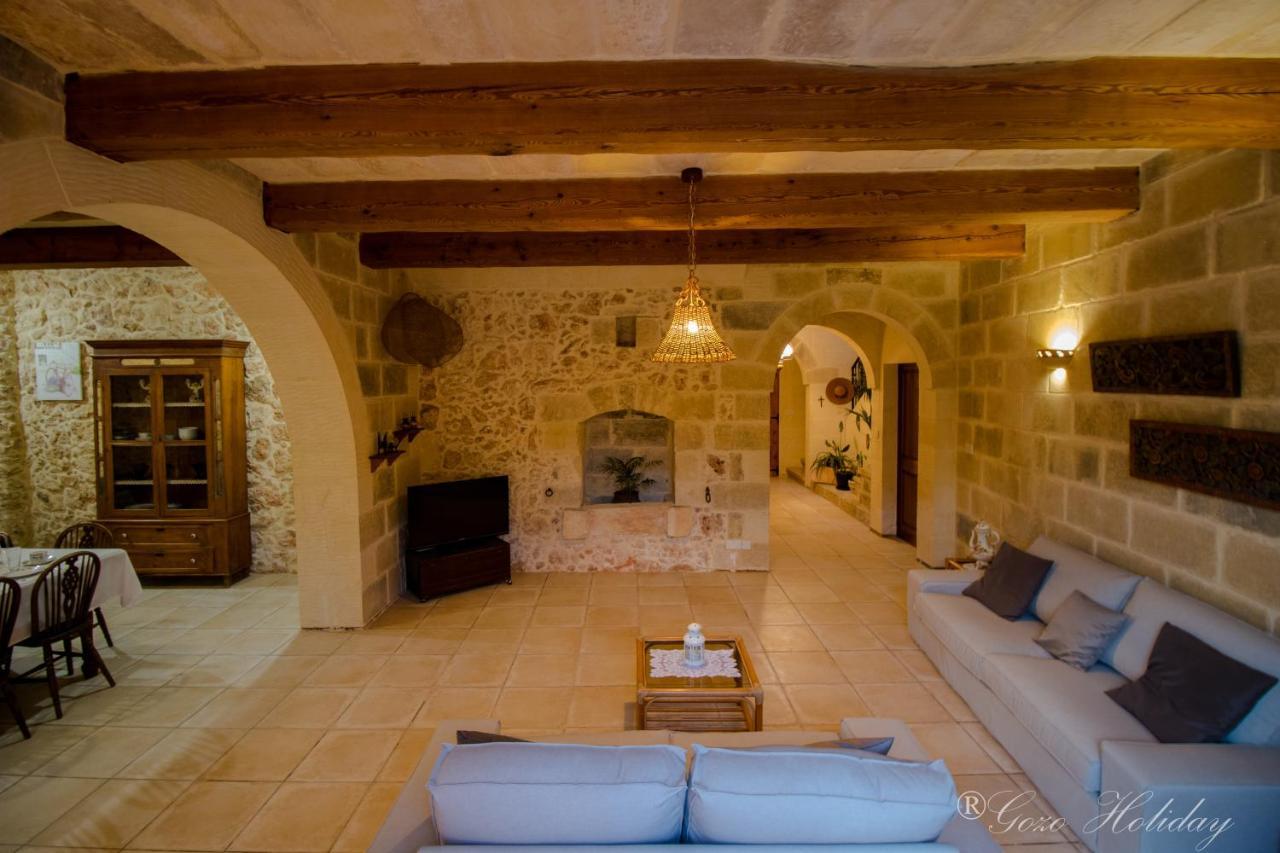 Ta Lilly Xaghra Villa Luaran gambar