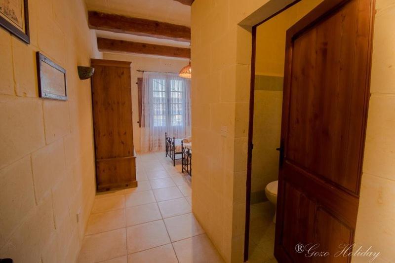 Ta Lilly Xaghra Villa Luaran gambar